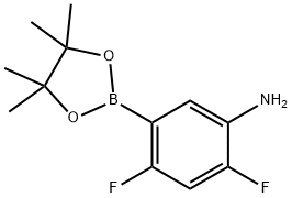 2,4-difluoro-5-(4,4,5,5-tetramethyl-1,3,2-dioxaborolan-2-yl)benzenamine 구조식 이미지