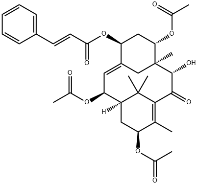 2α,7β,13α-Triacetoxy-5α-cinnamoyloxy-9β-hydroxy-2(3->20)abeotaxa-4(20),11-dien-10-one 구조식 이미지