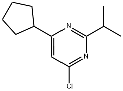 4-chloro-6-cyclopentyl-2-(propan-2-yl)pyrimidine Structure