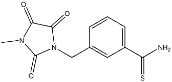 3-[(3-methyl-2,4,5-trioxoimidazolidin-1-yl)methyl]benzene-1-carbothioamide 구조식 이미지