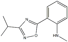 N-methyl-2-[3-(propan-2-yl)-1,2,4-oxadiazol-5-yl]aniline 구조식 이미지