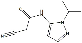 2-cyano-N-(1-isopropyl-1H-pyrazol-5-yl)acetamide 구조식 이미지