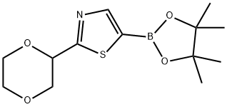 2-(1,4-dioxan-2-yl)-5-(4,4,5,5-tetramethyl-1,3,2-dioxaborolan-2-yl)thiazole 구조식 이미지