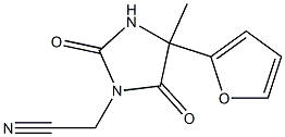 [4-(2-furyl)-4-methyl-2,5-dioxoimidazolidin-1-yl]acetonitrile 구조식 이미지