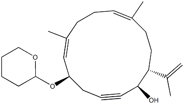 (1R,5R,6E,10E,14R)-14-(1-Methylethenyl)-7,11-dimethyl-5-[(tetrahydro-4H-pyran)-2-yloxy]cyclotetradeca-6,10-dien-2-yn-1-ol 구조식 이미지