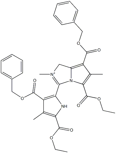 7-(Benzyloxycarbonyl)-5-ethoxycarbonyl-2,6-dimethyl-3-[3-(benzyloxycarbonyl)-5-ethoxycarbonyl-4-methyl-1H-pyrrol-2-yl]-1H-pyrrolo[1,2-c]imidazol-2-ium 구조식 이미지