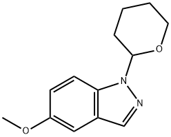 1H-Indazole, 5-methoxy-1-(tetrahydro-2H-pyran-2-yl)- Structure