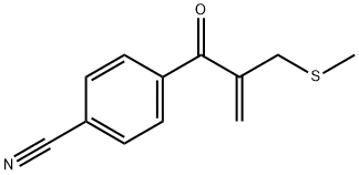 4-(2-(methylthiomethyl)acryloyl)benzonitrile 구조식 이미지