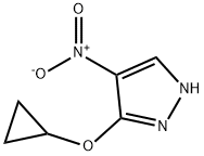 1H-Pyrazole, 3-(cyclopropyloxy)-4-nitro- Structure