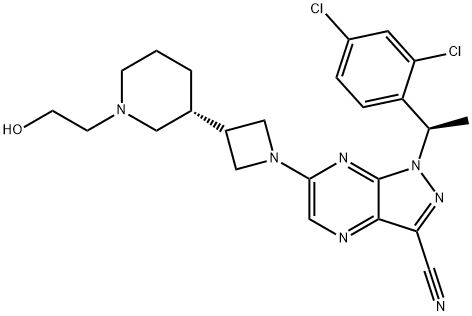 1H-Pyrazolo[3,4-b]pyrazine-3-carbonitrile, 1-[(1R)-1-(2,4-dichlorophenyl)ethyl]-6-[3-[(3R)-1-(2-hydroxyethyl)-3-piperidinyl]-1-azetidinyl]- Structure