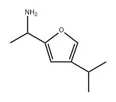 1-(4-isopropylfuran-2-yl)ethan-1-amine 구조식 이미지