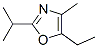 Oxazole, 5-ethyl-4-methyl-2-(1-methylethyl)- (9CI) 구조식 이미지