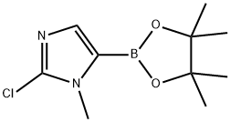 2-Chloro-1-MethyliMidazole-5-boronic Acid Pinacol Ester 구조식 이미지