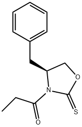 (S)-4-벤질-3-프로피오닐-1,3-옥사졸리딘-2-티온 구조식 이미지