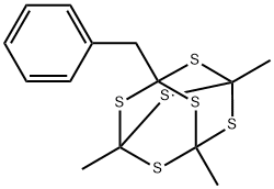 1-벤질-3,5,7-트리메틸-2,4,6,8,9,10-헥사티아아다만탄 구조식 이미지
