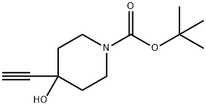 tert-부틸4-에티닐-4-히드록시피페리딘-1-카르복실레이트 구조식 이미지