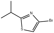 4-Bromo-2-isopropyl-1,3-thiazole 구조식 이미지
