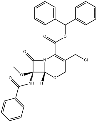 (6R,7R)-7-(BenzoylaMino)-3-(chloroMethyl)-7-Methoxy-8-oxo-5-oxa-1-azabicyclo[4.2.0]oct-2-ene-2-carboxylic Acid DiphenylMethyl Ester 구조식 이미지