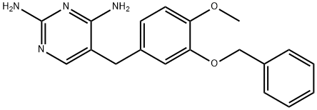 5-[[4-메톡시-3-(페닐메톡시)페닐]메틸]-2,4-피리미딘디아민 구조식 이미지