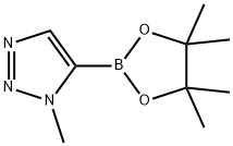 1-Methyl-5-(4,4,5,5-tetramethyl-1,3,2-dioxaborolan-2-yl)-1H-1,2,3-triazole 구조식 이미지
