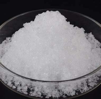 硝酸铝九水合物的性质与使用说明