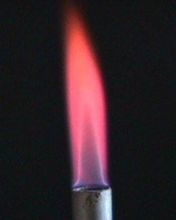 7447-41-8 Lithium chlorideLithium chloride flame testUses of Lithium chloride