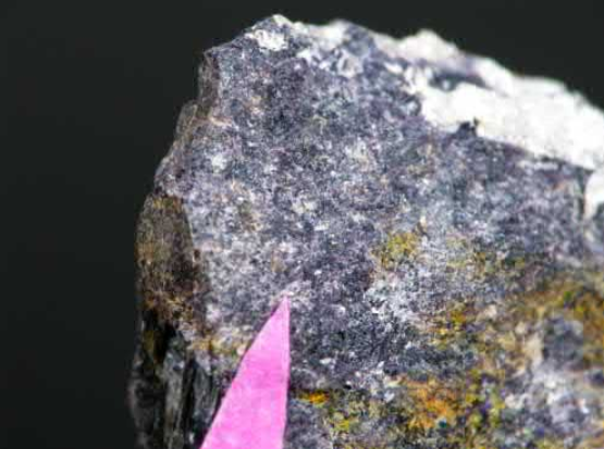 7440-64-4 Yb mineralisolation of lanthanideytterbium