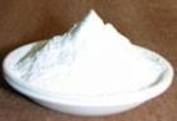 1,3-bis[3-(4,5-dihydro-1H-imidazol-2-yl)phenyl]urea dihydrochloride