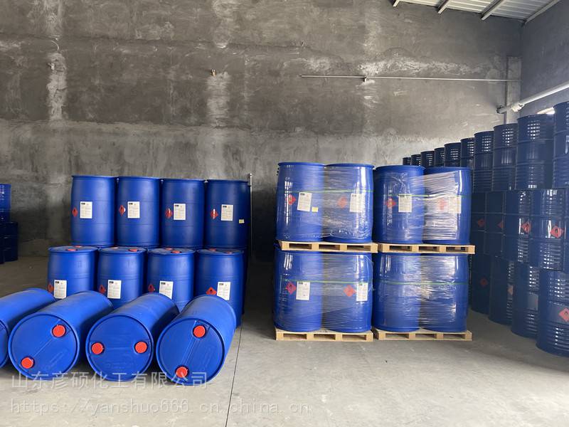 国标苯酚厂家出口现货  工业级99.95苯酚桶装槽车带手续
