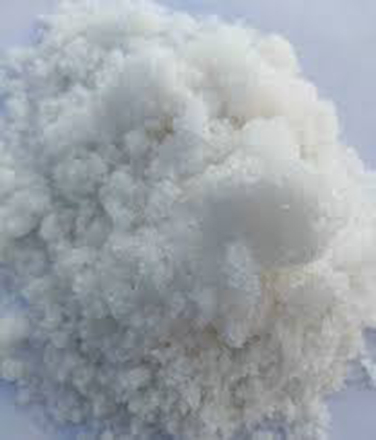 七水硫酸锌 白色结晶性粉末 用作印染媒染剂、木材防腐剂、造纸漂白剂