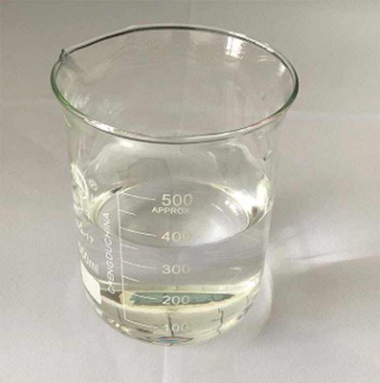 1,2-二氯乙烷 有机合成，萃取剂，油类、脂肪、树胶、树脂等的极好溶剂