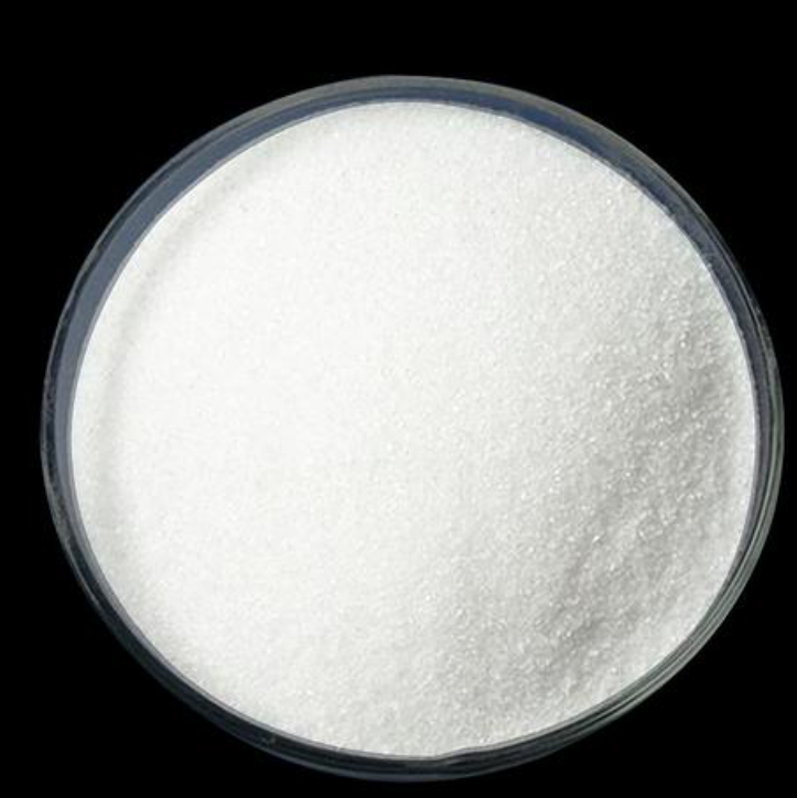 柠檬酸钠又称枸橼酸钠，常温下为白色结晶颗粒或粉末，无气味，有凉咸味，在空气中稳定。