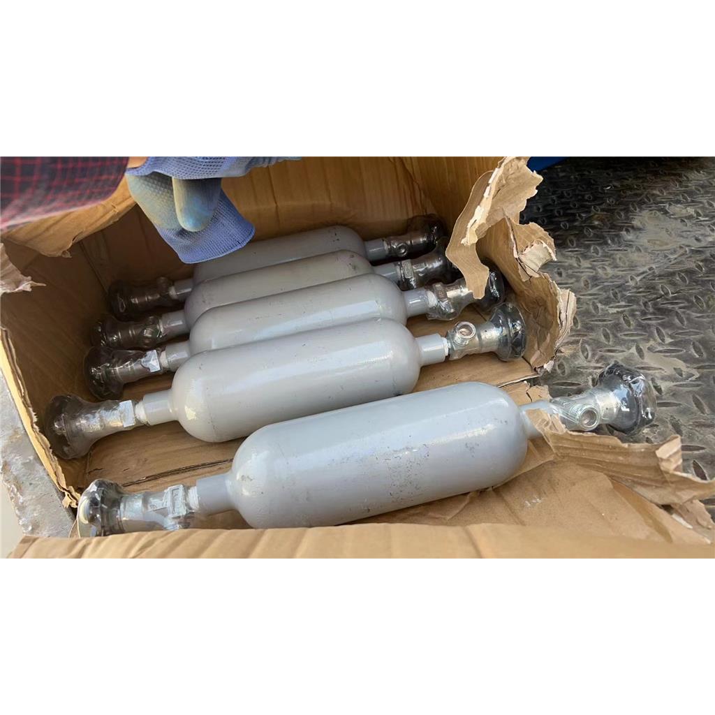 三氟甲磺酸二丁硼