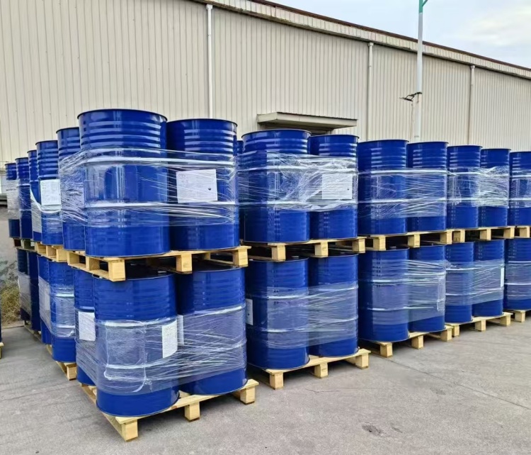 国产三乙二醇二甲醚的主要应用