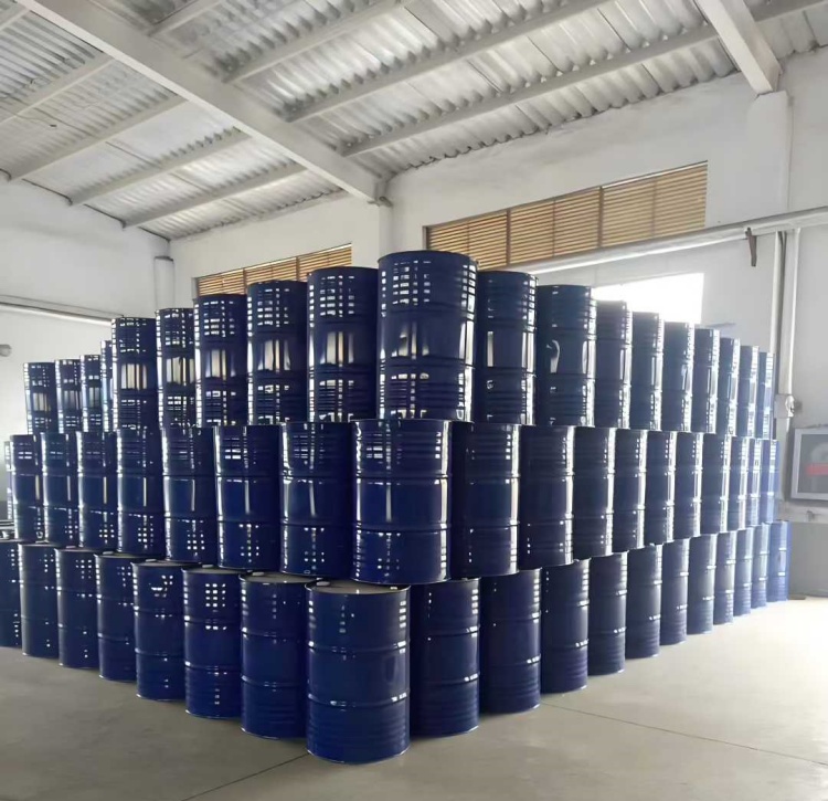 国产三乙二醇二甲醚的主要应用