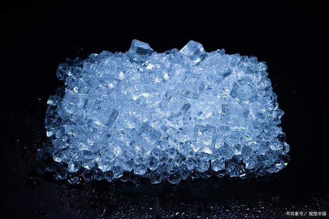 4-氯-2-吡唑苯酚