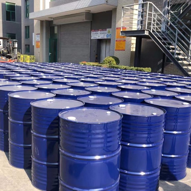 己二酸二异丁酯  141-04-8  用作纤维素、溶剂 无色液体 含量99%